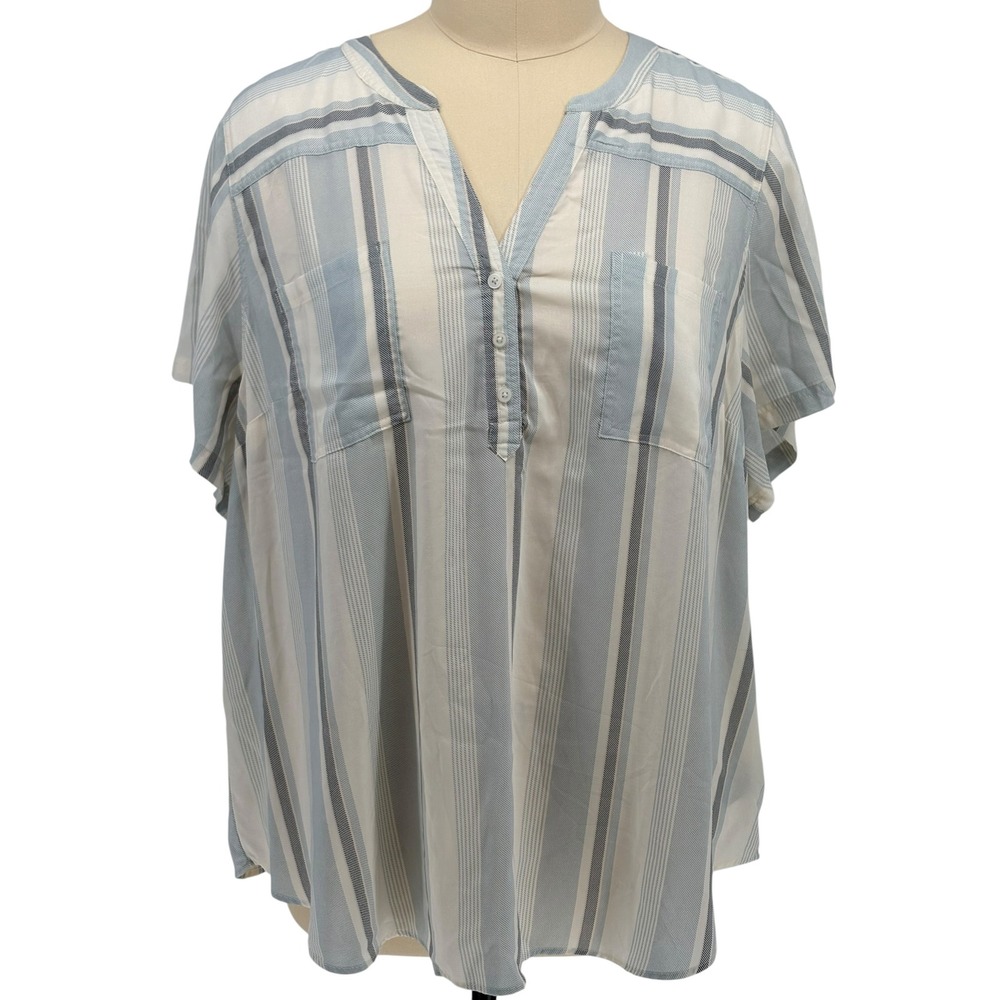 Torrid Harper Blouse Blue White Striped Short Sleeve V-Neck Top Size 5